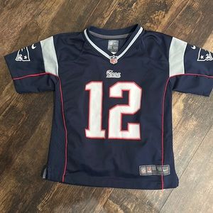NFL Patriots Tom Brady jersey toddler size large (fits 3-5 year old)